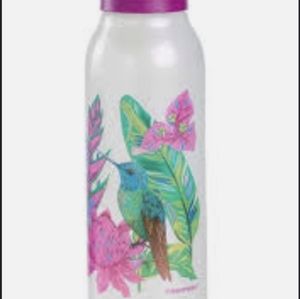 NWT set of 2 Tupperware hummingbird water bottles